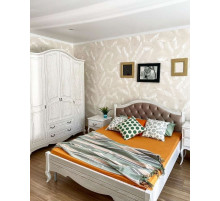 Двуспальная кровать Авиньон MUR-111-01/1 с каретной стяжкой Двуспальная кровать Авиньон MUR-111-01/1 с каретной стяжкой