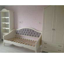 Односпальная кровать Анджелика MUR-115-01/1 с каретной стяжкой Односпальная кровать Анджелика MUR-115-01/1 с каретной стяжкой