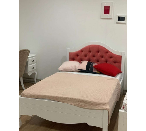 Односпальная кровать Авиньон MUR-111-01/1 с каретной стяжкой Односпальная кровать Авиньон MUR-111-01/1 с каретной стяжкой